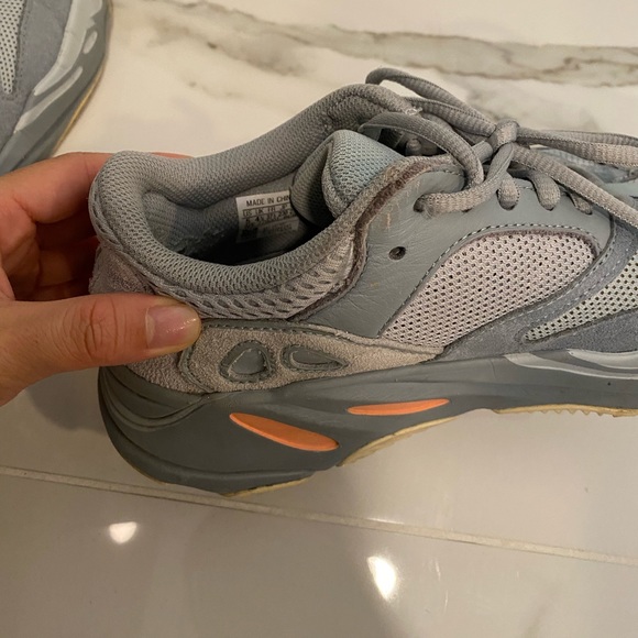Yeezy boost 700 - Interia - Picture 3 of 4